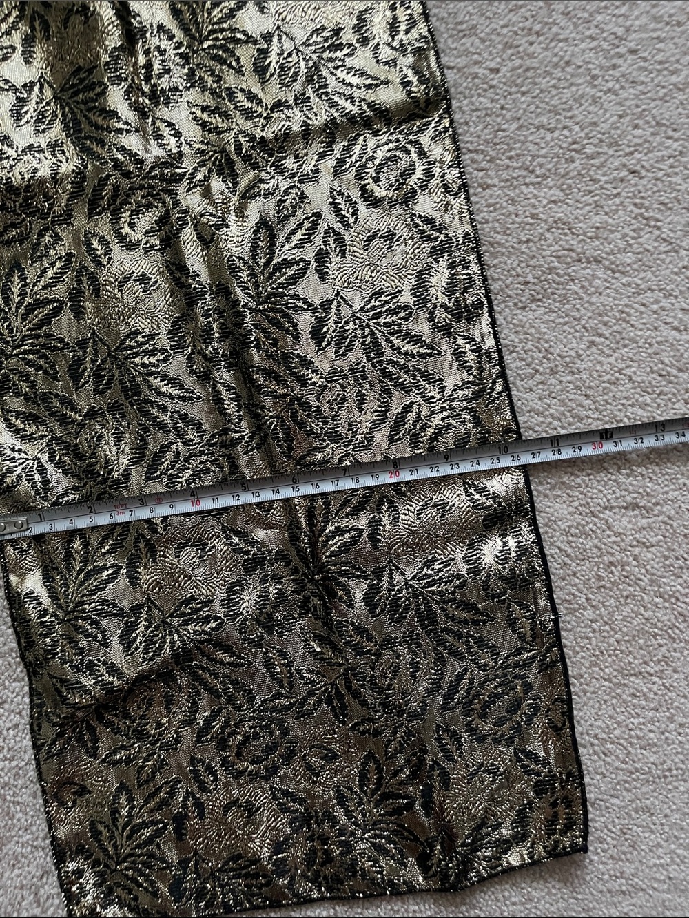 Metallic Black and Gold Floral Jacquard Scarf - Picture 2 of 2
